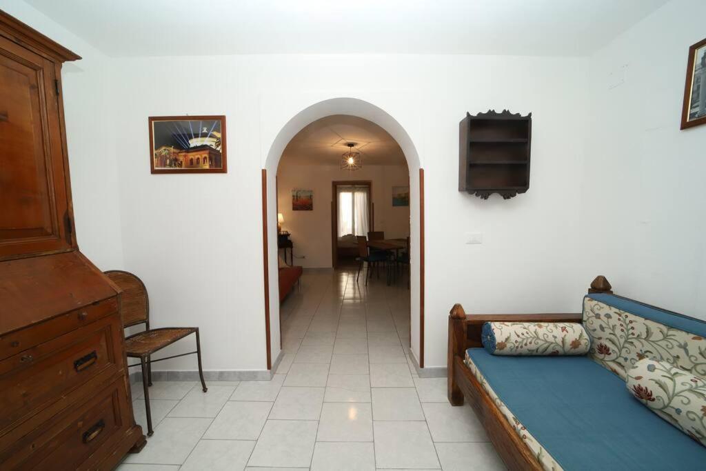 Apartamento Colonna House Casa Tra La Zisa E La Cattedrale Palermo Exterior foto