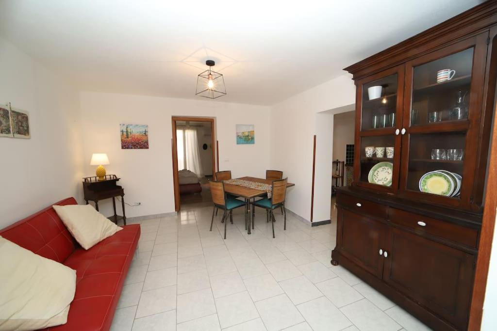 Apartamento Colonna House Casa Tra La Zisa E La Cattedrale Palermo Exterior foto