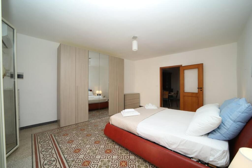 Apartamento Colonna House Casa Tra La Zisa E La Cattedrale Palermo Exterior foto